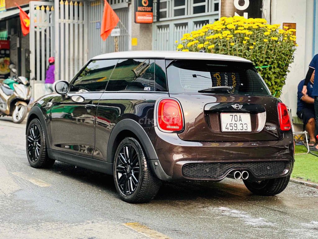 Bán xe MINI Cooper 3 dooổ Model 2016. Mua bán Ô tô tại Quận 8 Tp Hồ Chí Minh được đăng bởi Hồng Phúc hình 2