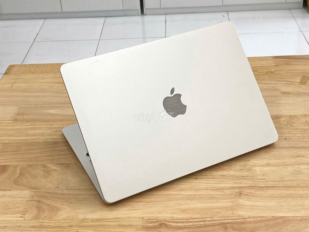 Macbook Air M2 13.6" 16GB/256GB Nguyên Zin Đẹp 98%. Mua bán Laptop tại Quận Cái Răng Cần Thơ được đăng bởi Cầm đồ Nhanh hình 1