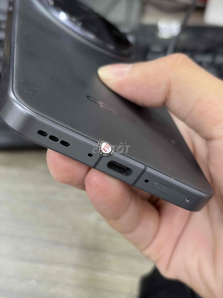 Oppo Find X8 Ultra 16GB/512GB Đen. Mua bán Điện thoại tại Quận Tân Bình Tp Hồ Chí Minh được đăng bởi Minh Toàn hình 1