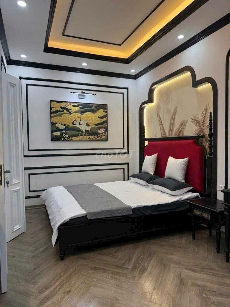 Nhà 32m2 Ba Đình, 5 tầng, 9.9 tỷ