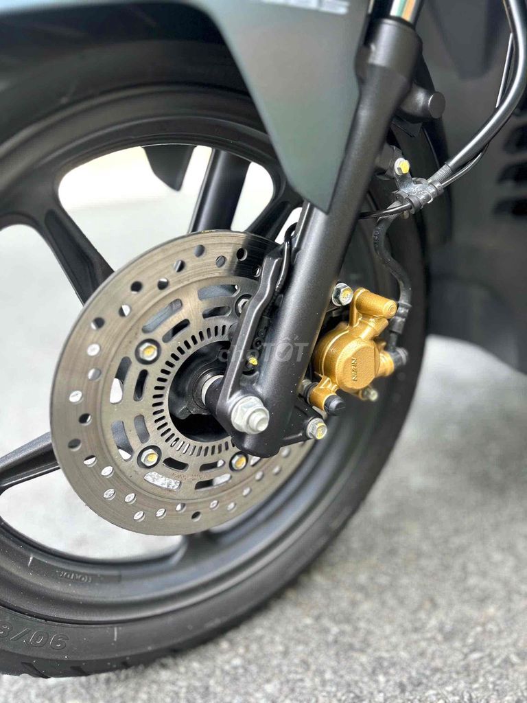 HONDA AIR BLADE 160 ABS – ZIN TOÀN BỘ, XE ĐẸP KENG. Mua bán Xe máy tại Thành phố Thủ Dầu Một Bình Dương được đăng bởi Xe Máy Bình Dương hình 9