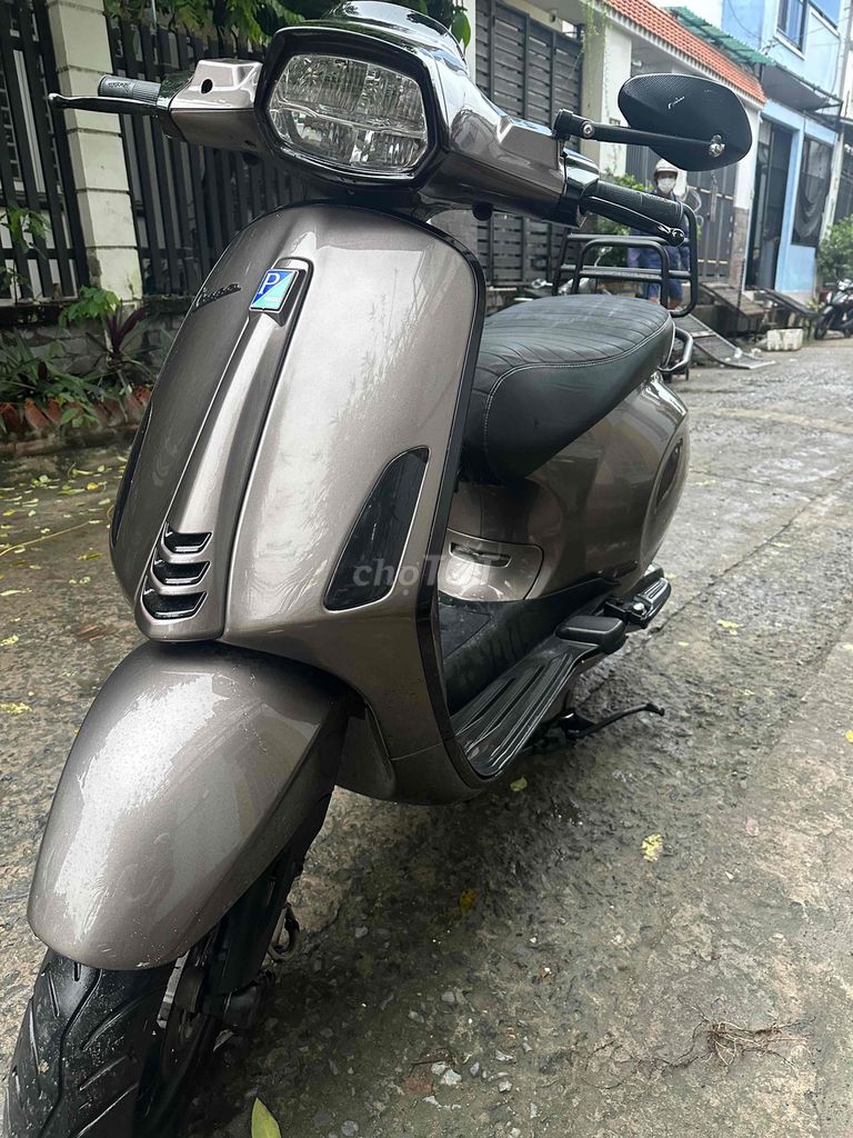 Vespa Sprint 125 ABS – Đèn LED, cuối 2020 – Xe chí. Mua bán Xe máy tại Quận Bình Tân Tp Hồ Chí Minh được đăng bởi Oanh hình 3