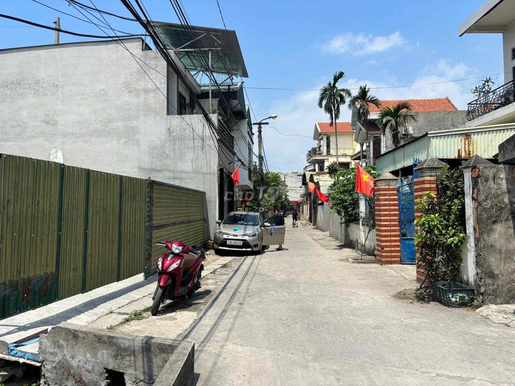 Chính chủ cần bán  bán đất phân lô trung tâm cảm bình cẩm phả. Mua bán đất tại Thành phố Cẩm Phả Quảng Ninh được đăng bởi Pham quang hung hình 2