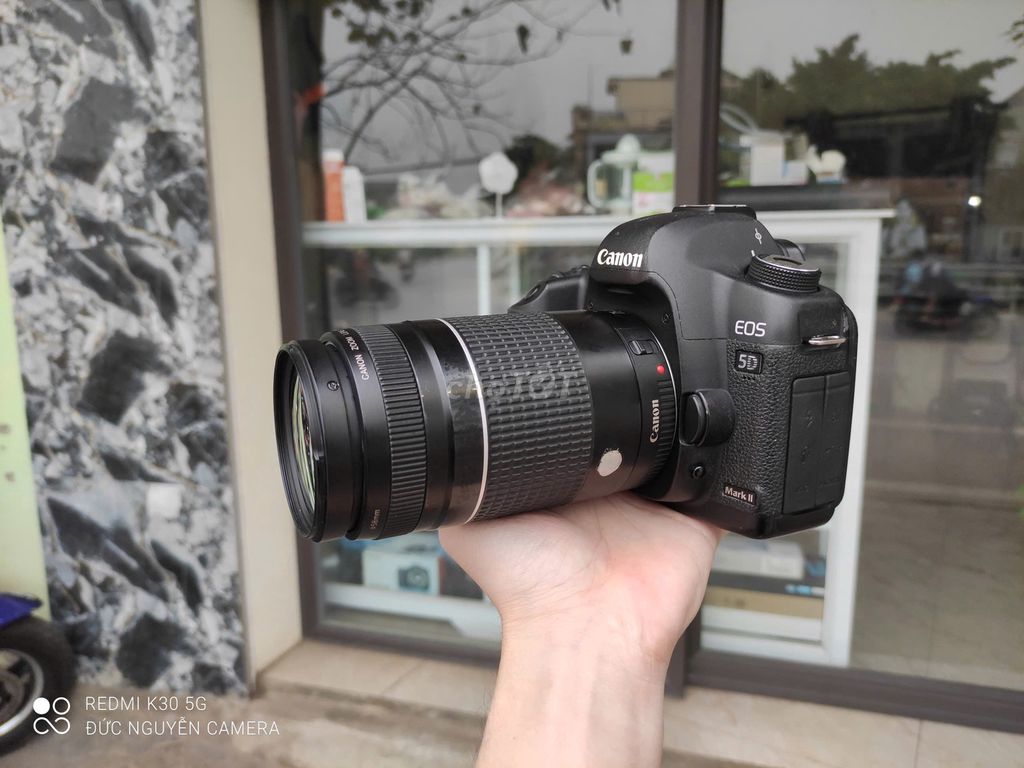 Máy ảnh Canon 5D2 kèm ống kính 75-300mm. Mua bán Máy ảnh, Máy quay tại Huyện Thường Tín Hà Nội được đăng bởi Thu mua máy ảnh máy tính điện thoại hình 1