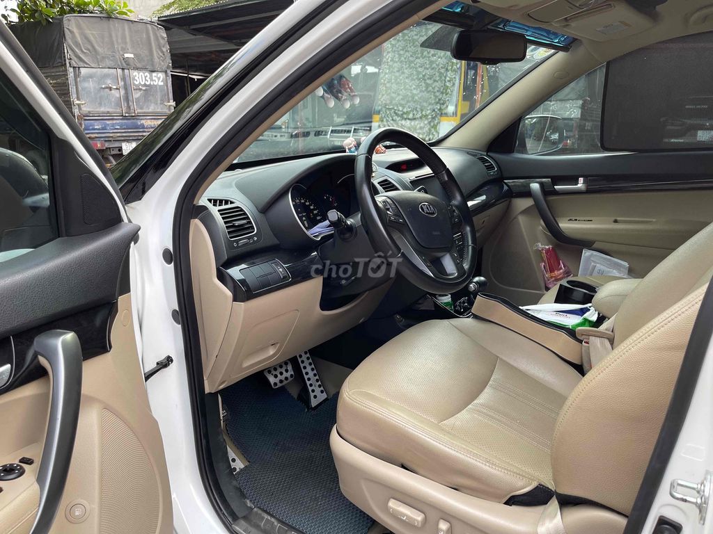 Kia Sorento 2017 GAT - 105000 km. Mua bán Ô tô tại Quận Bình Tân Tp Hồ Chí Minh được đăng bởi Bi Phạm hình 3