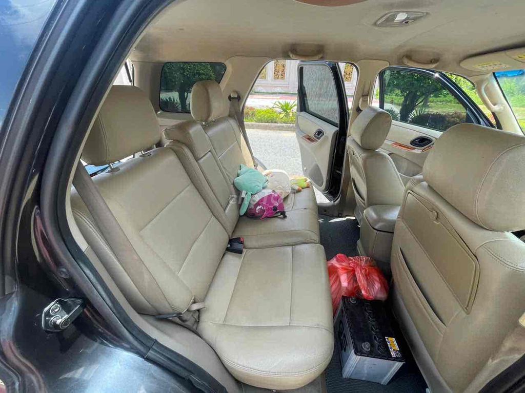 Ford Escape 2005 Đen. Mua bán Ô tô tại Quận Cái Răng Cần Thơ được đăng bởi Toan hình 6