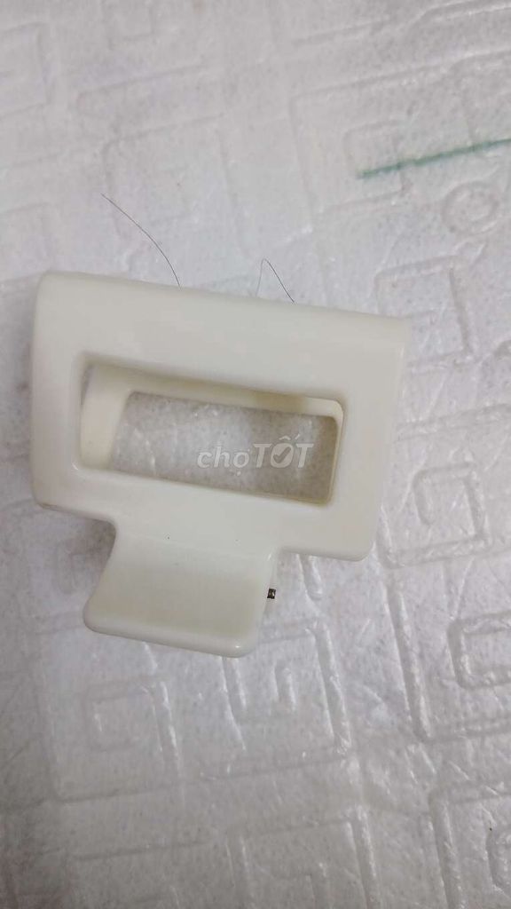 Kẹp tóc Nữ Nhựa Trắng. Mua bán Phụ kiện thời trang khác tại Thành phố Hưng Yên Hưng Yên được đăng bởi Trần Bạch Vy hình 1