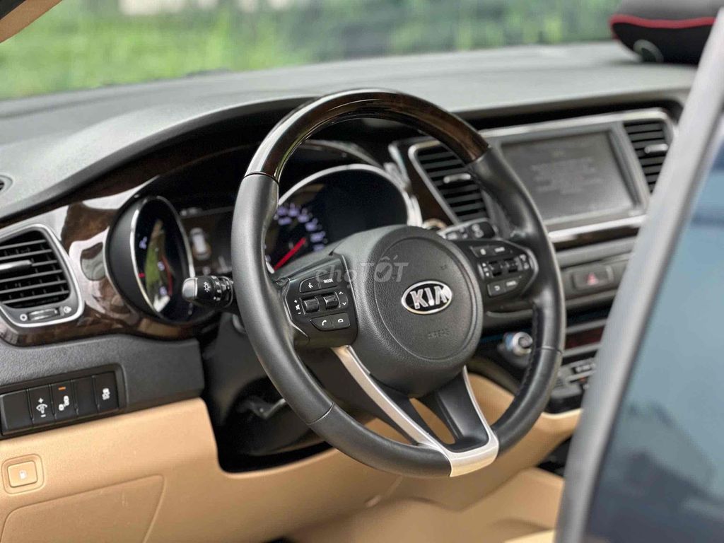 Kia Sedona 2019 2020 bản full máy dầu Platinum. Mua bán Ô tô tại Huyện Hóc Môn Tp Hồ Chí Minh được đăng bởi  QUÂN SHOWROOM AUTO 888 hình 15
