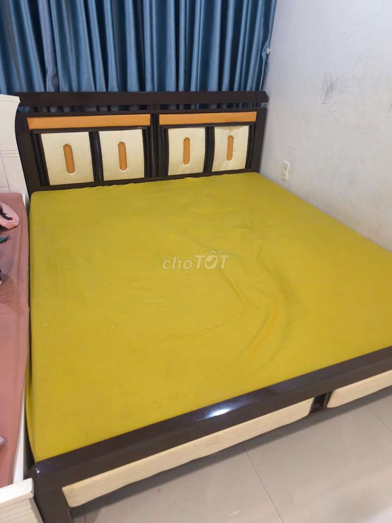 Giường sắt 1m8x2m Còn mới. Mua bán Giường, chăn ga gối nệm tại Thành phố Thủ Đức Tp Hồ Chí Minh được đăng bởi Hồng Vui hình 1