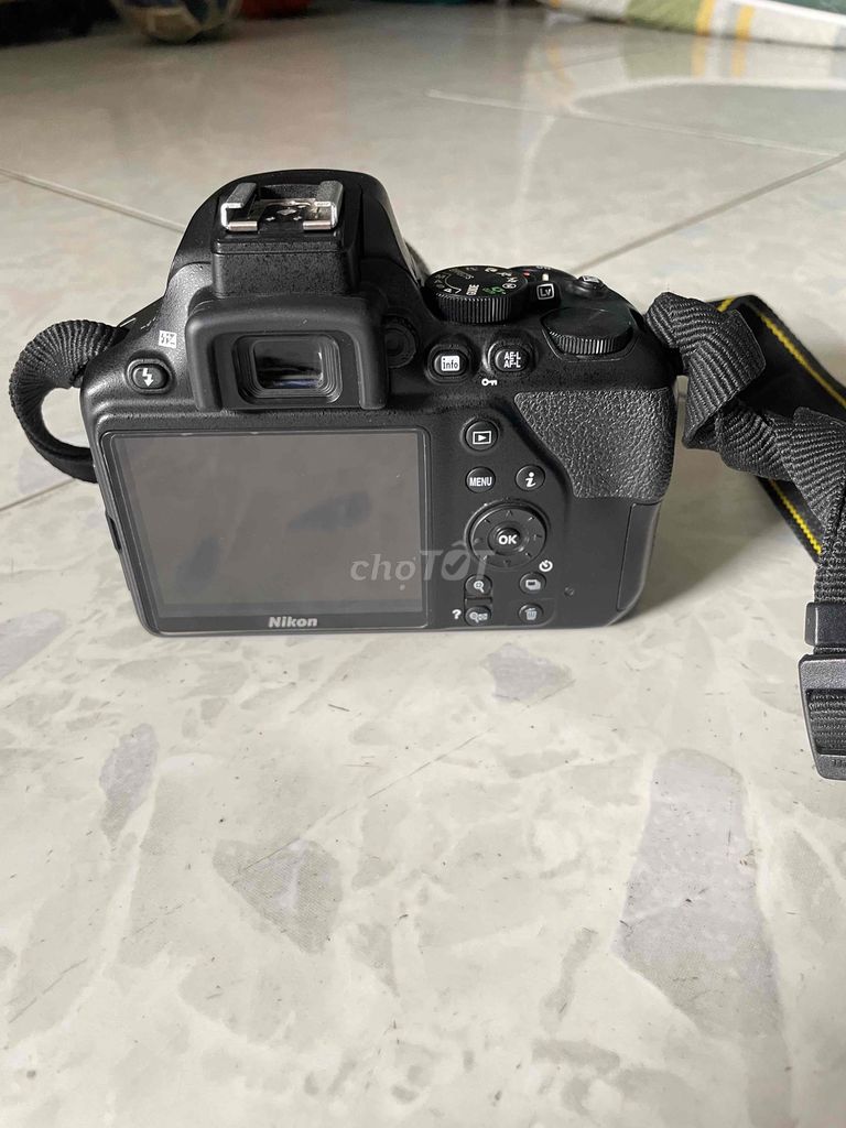 Nikon D3500 len kit hàng chính hãng VIC