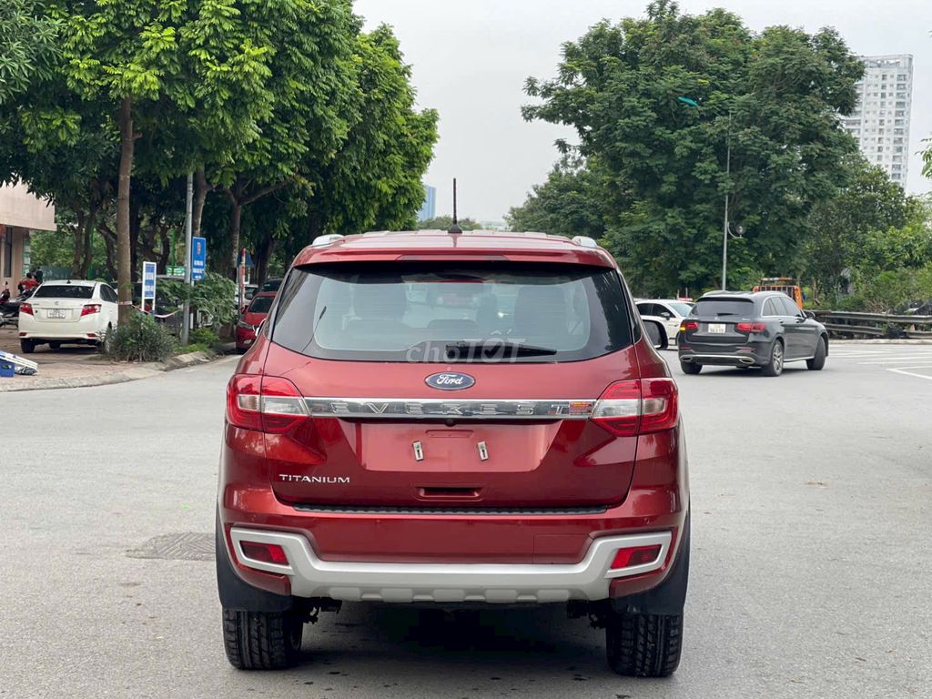 Cần bán chiếc Ford Everest 2020 Titanium 1 cầu. Mua bán Ô tô tại Quận Bắc Từ Liêm Hà Nội được đăng bởi Công hình 4