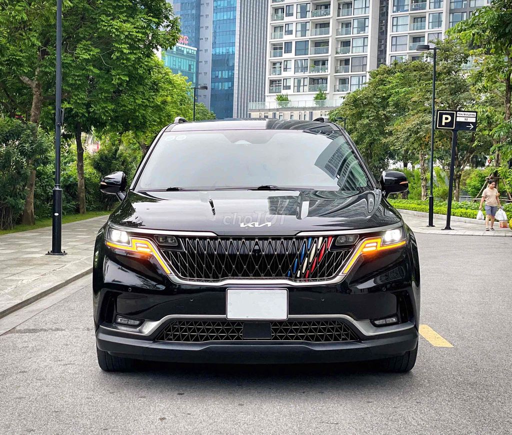 Kia Carnival 2022 2.2D Signature -50000km. Mua bán Ô tô tại Quận Cầu Giấy Hà Nội được đăng bởi Thái Hoàng Long Auto hình 1