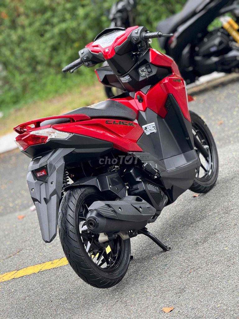 Honda Click Thái 2017 Đỏ Cực Đẹp !!!. Mua bán Xe máy tại Quận 12 Tp Hồ Chí Minh được đăng bởi Hoàng Phú hình 10
