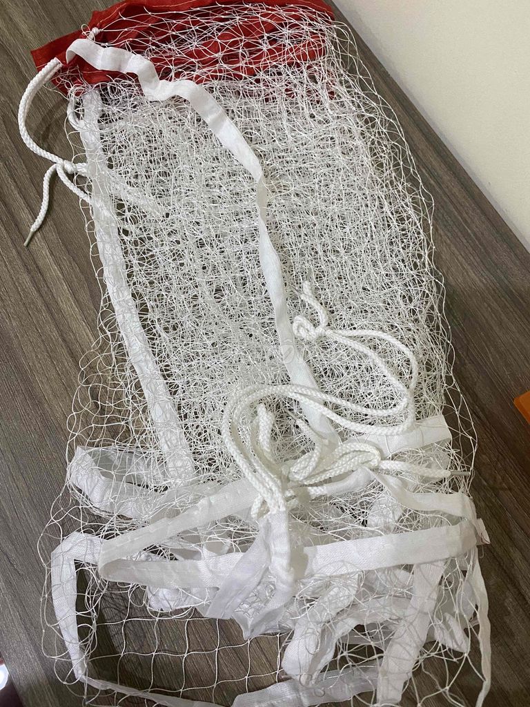 Thanh lý lại lưới cầu lông