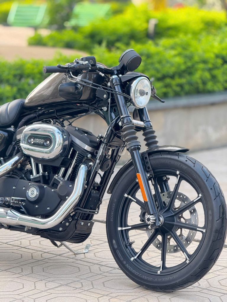 HARLEY-DAVIDSON IRON 883. Mua bán Xe máy tại Quận Cầu Giấy Hà Nội được đăng bởi Hùng Motor hình 4