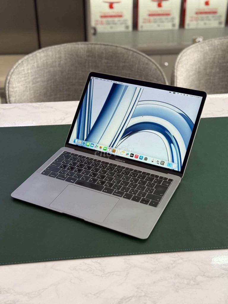 Apple Macbook Air 2019 i5 8GB/128GB Xám. Mua bán Laptop tại Huyện Cái Nước Cà Mau được đăng bởi Lee Chuong  hình 1