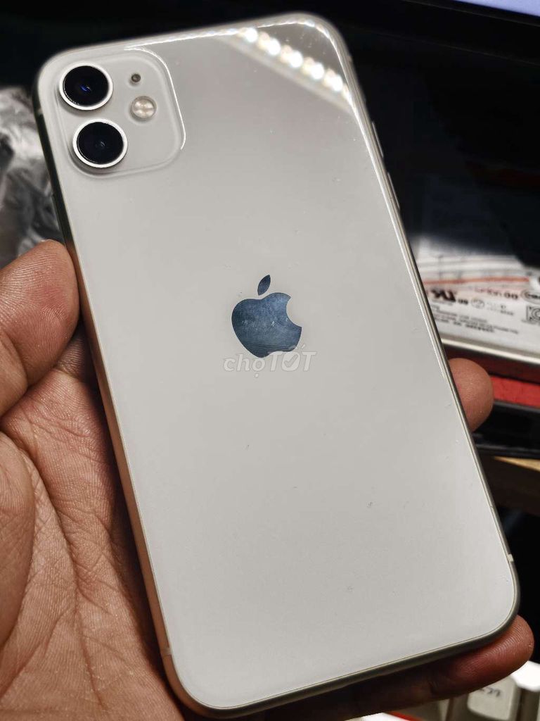 Apple iPhone 11 128GB Trắng 2 SIM. Mua bán Điện thoại tại Thành phố Biên Hòa Đồng Nai được đăng bởi Phạm Duy hình 1