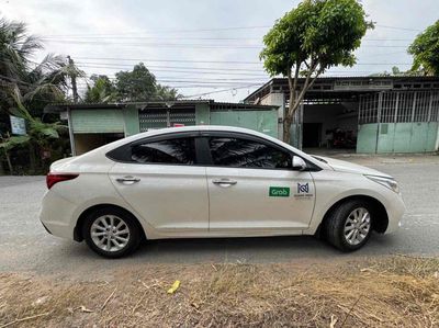 Hyundai Accent 2020 1.4MT - 180000 km. Mua bán Ô tô tại Huyện Châu Thành Tiền Giang được đăng bởi Thien Dang
