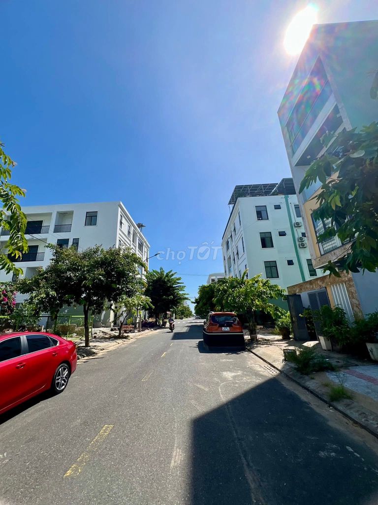 Đất biển sổ cá nhân khu A phương Trang , Hoà Mình, Liên Chiểu, Đà Nẵng. Mua bán đất tại Quận Liên Chiểu Đà Nẵng được đăng bởi đoàn duy hình 2