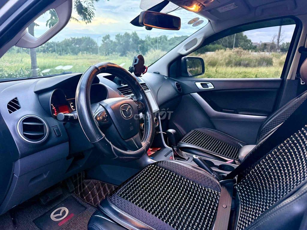 Mazda BT 50 2017 2.2L 4x2 AT - 98000 km. Mua bán Ô tô tại Thành phố Thủ Đức Tp Hồ Chí Minh được đăng bởi Nhut hình 6