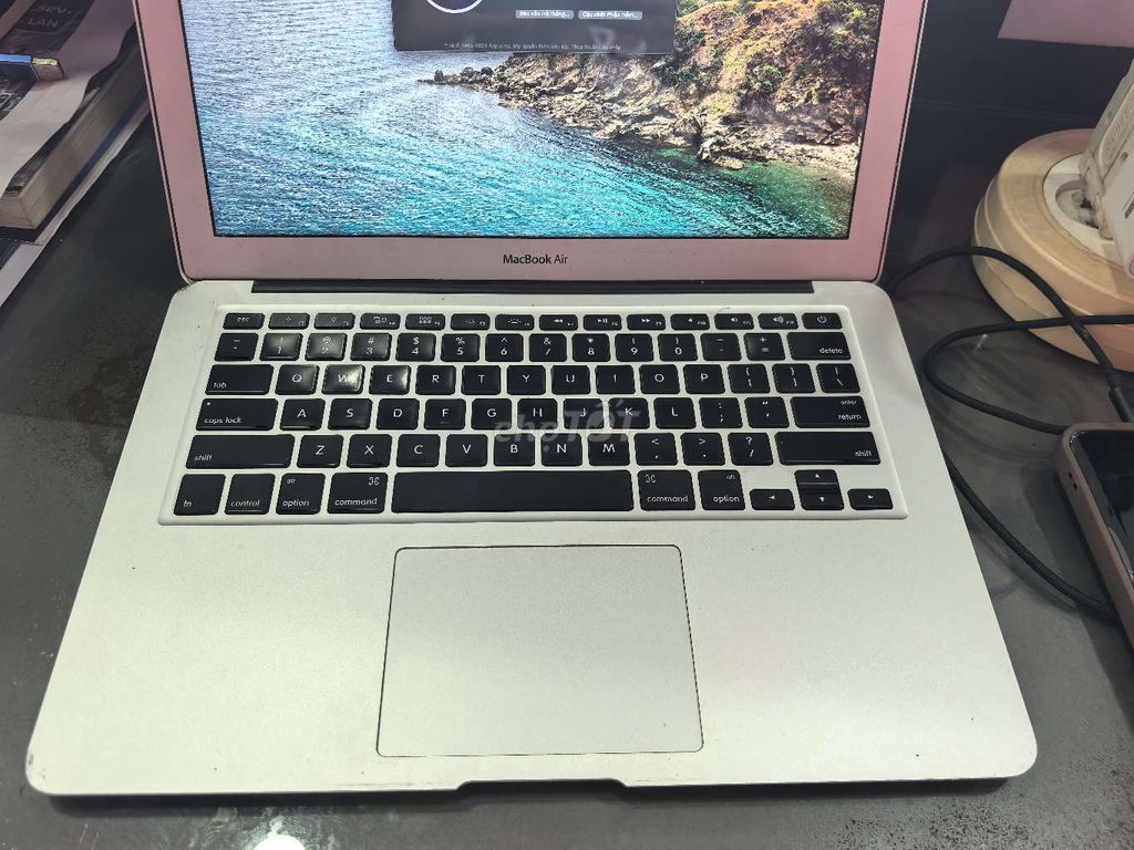 Apple MacBook Air 2017 128GB Bạc. Mua bán Laptop tại Huyện Bình Chánh Tp Hồ Chí Minh được đăng bởi Huỳnh Tấn Hậu hình 1