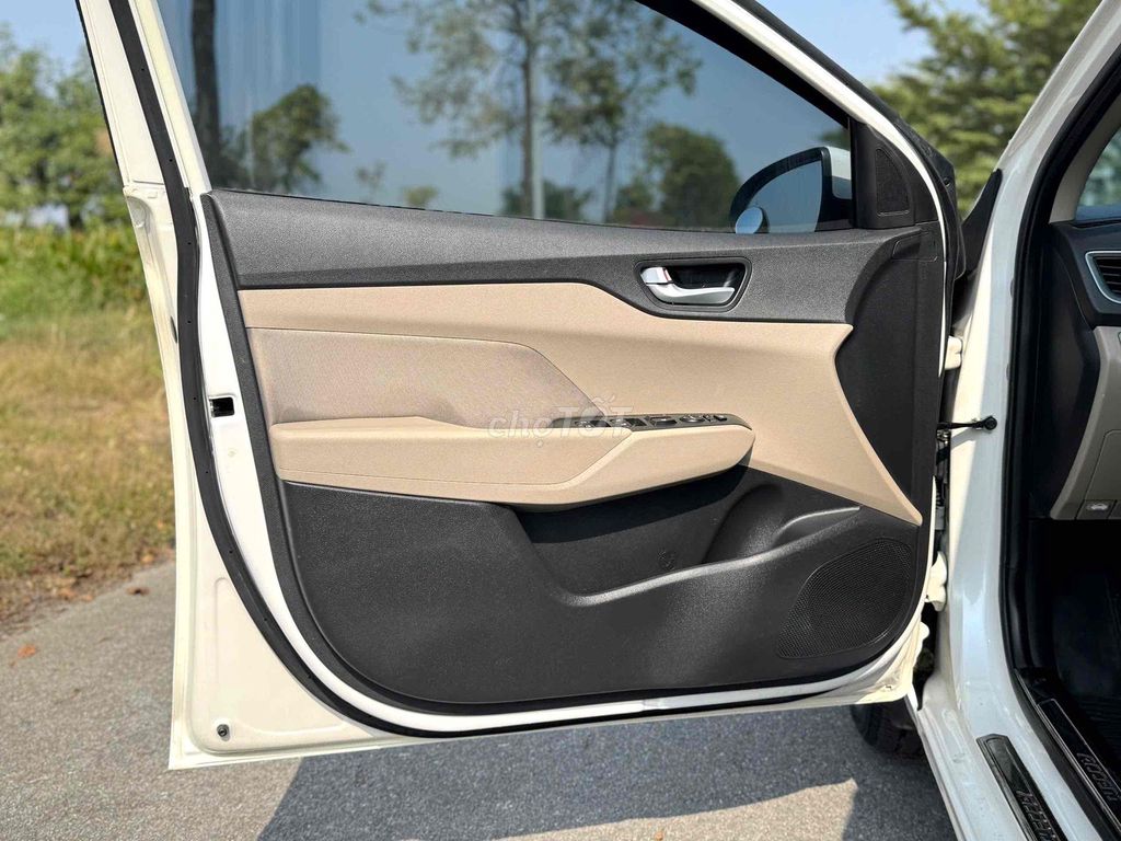 Hyundai Accent 2020. 1.4 MT 70000. Mua bán Ô tô tại Huyện Gia Lộc Hải Dương được đăng bởi Nhất Tín Ô Tô Hải Dương hình 7