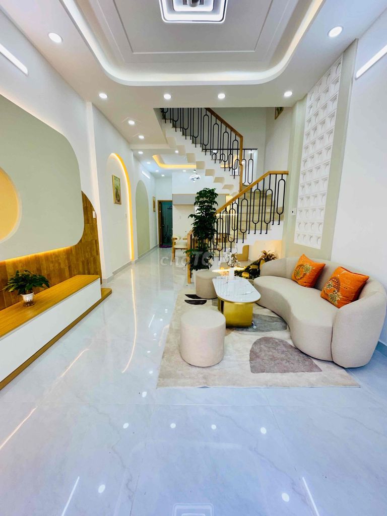 Đường 6m Thông - DT: 4x14 - Lê Thúc Hoạch - Nhanh Mới Kịp