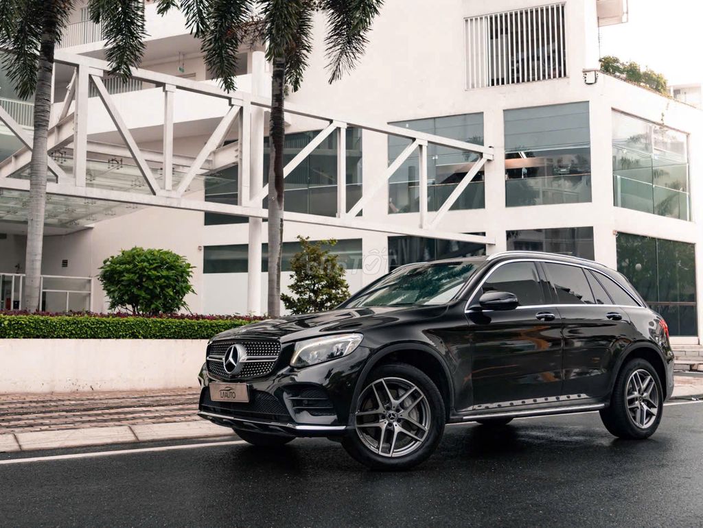 Mercedes Benz GLC300 4Matic 2019 - 74000 km. Mua bán Ô tô tại Quận 10 Tp Hồ Chí Minh được đăng bởi Thái LA Auto hình 7
