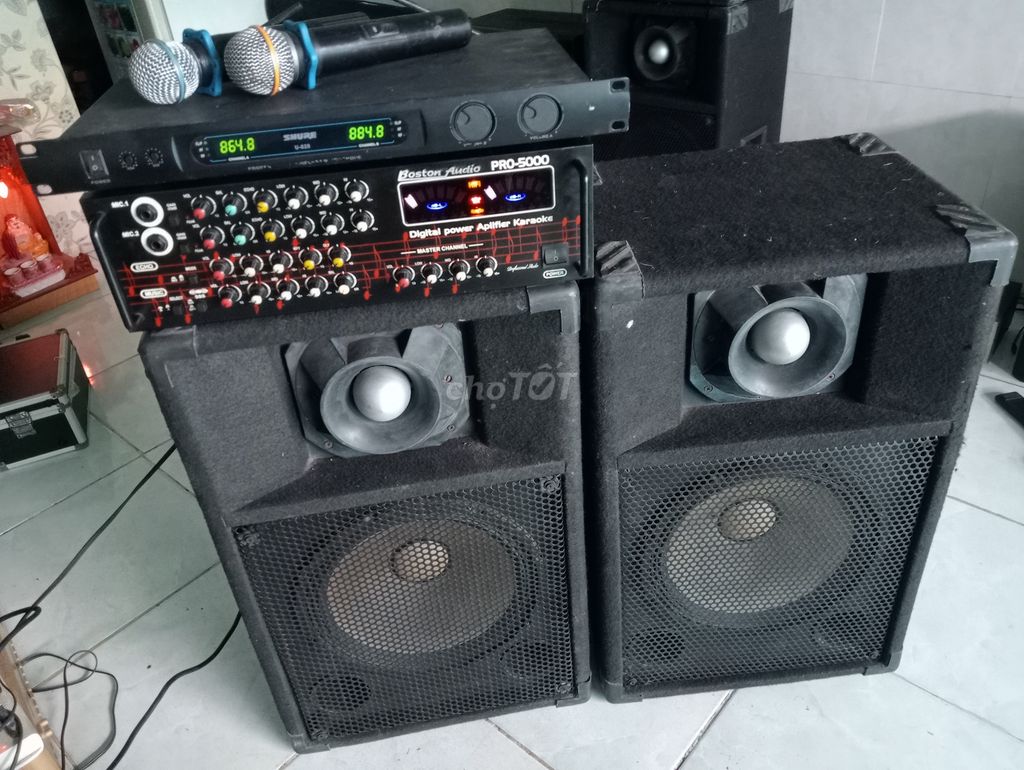 Dàn karaoke. Loa bass 30, âm ly, 1 cặp míc shure