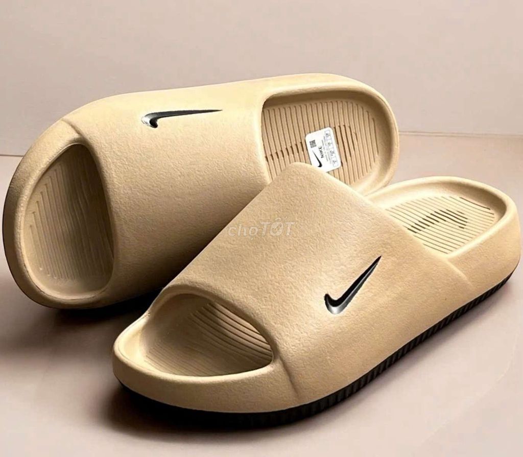 Dép Nike đúc. Mua bán Giày dép tại Quận Gò Vấp Tp Hồ Chí Minh được đăng bởi Anh Ba  Hàng hiệu tuyển Chuyên bán Online uy tín hình 1