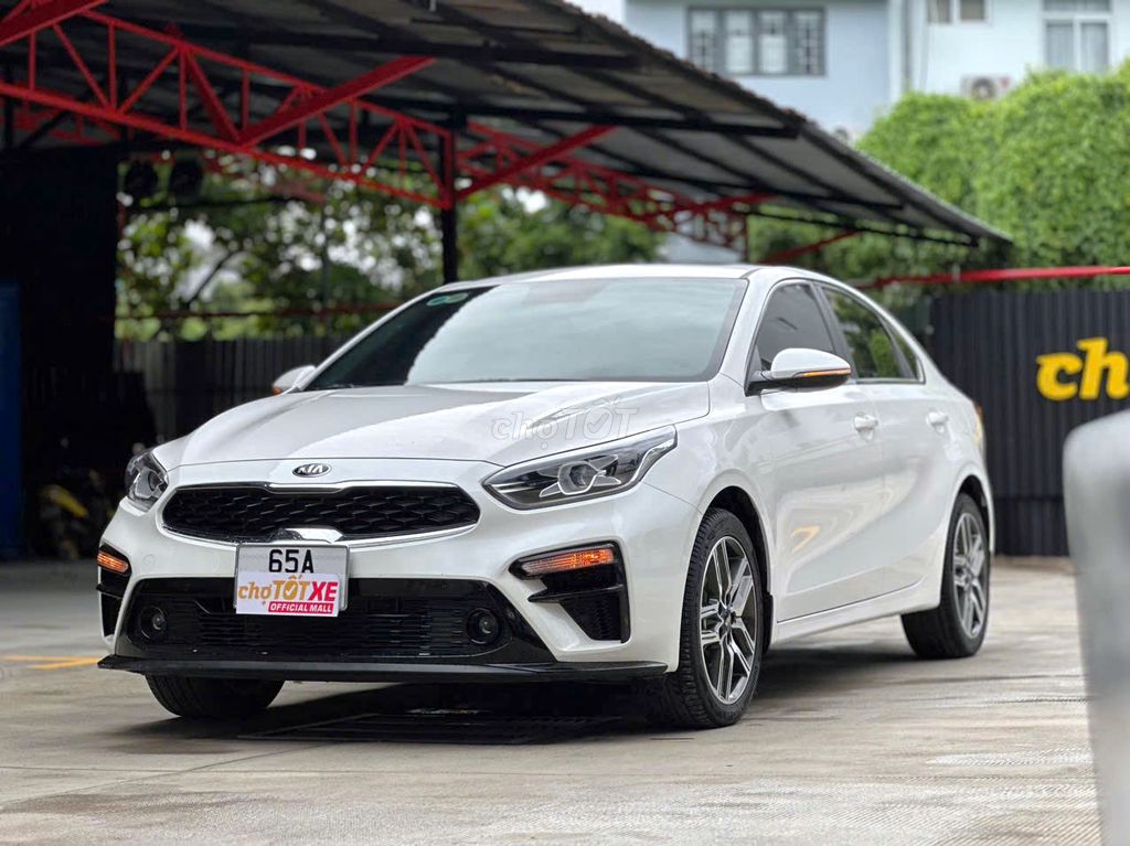 Kia Cerato 2.0 Premium 2021 Lướt 11,000km Mới 99%