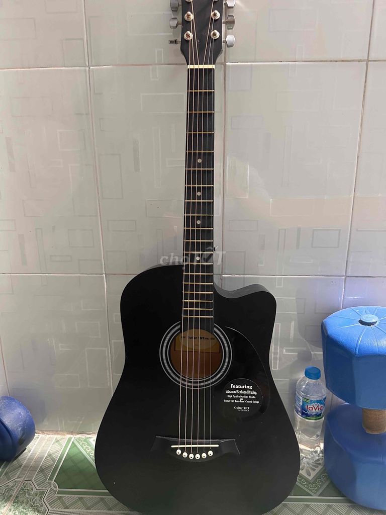 Đàn guitar acoustic TNT Đen Gỗ. Mua bán Nhạc cụ tại Thành phố Vũng Tàu Bà Rịa - Vũng Tàu được đăng bởi Hoàng Văn Lĩnh hình 1