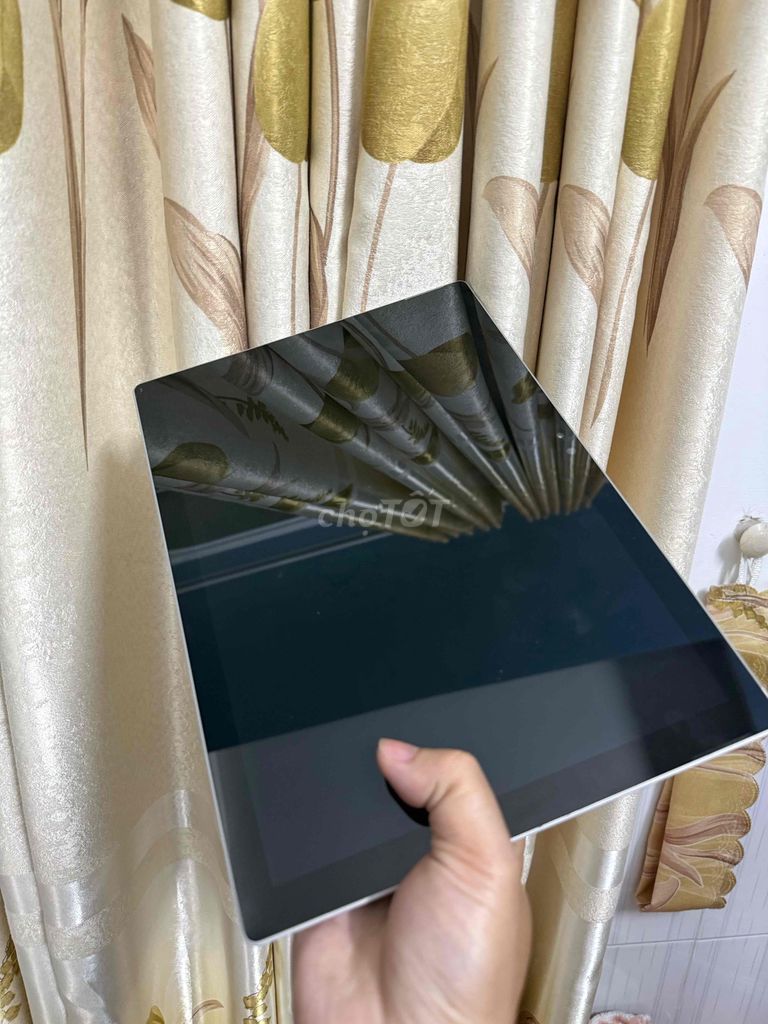 Microsoft Surface Pro 4 i5 4GB/128GB. Mua bán Laptop tại Huyện Hóc Môn Tp Hồ Chí Minh được đăng bởi Đam mê công nghệ hình 1