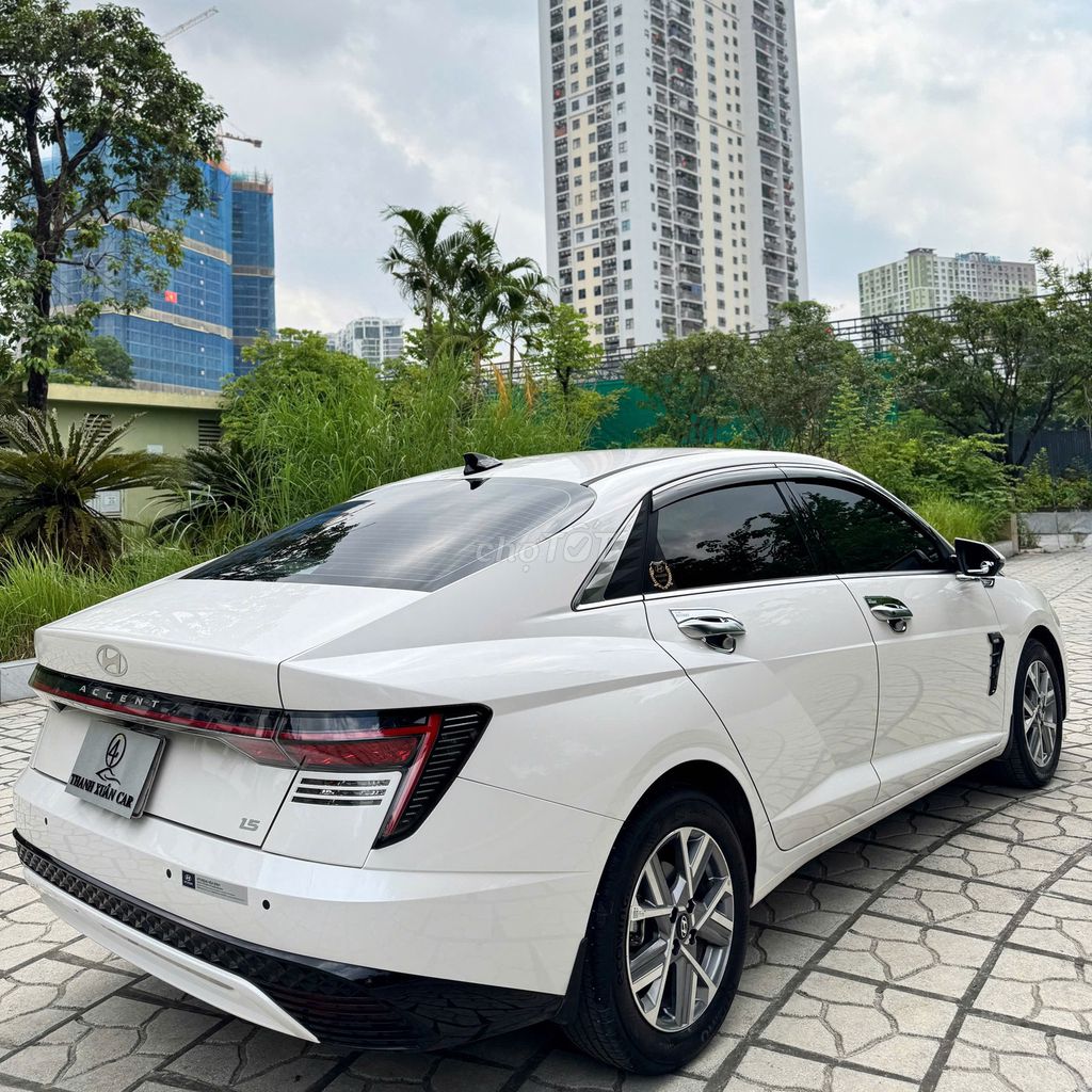 Hyundai Accent 2025 Cao cấp 1.5 AT - 7000 km. Mua bán Ô tô tại Quận Hà Đông Hà Nội được đăng bởi Nguyễn Hà hình 4