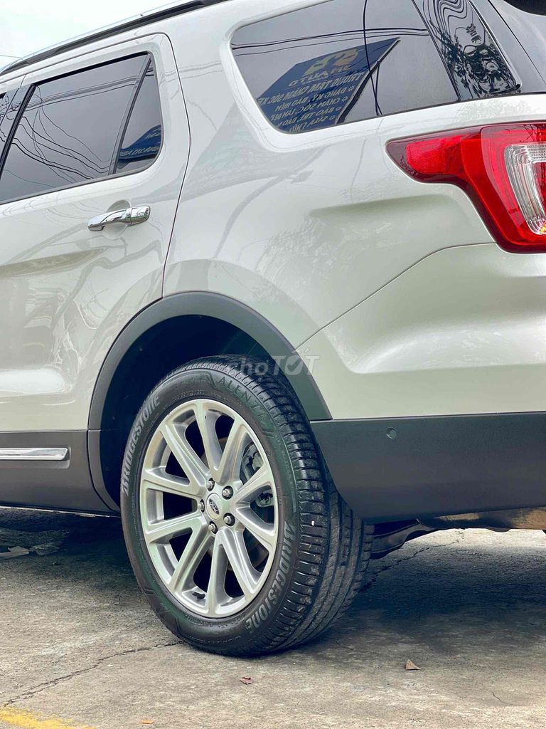 Ford Explorer 2017 - 91000 km. Mua bán Ô tô tại Thành phố Biên Hòa Đồng Nai được đăng bởi Chien Phan hình 19