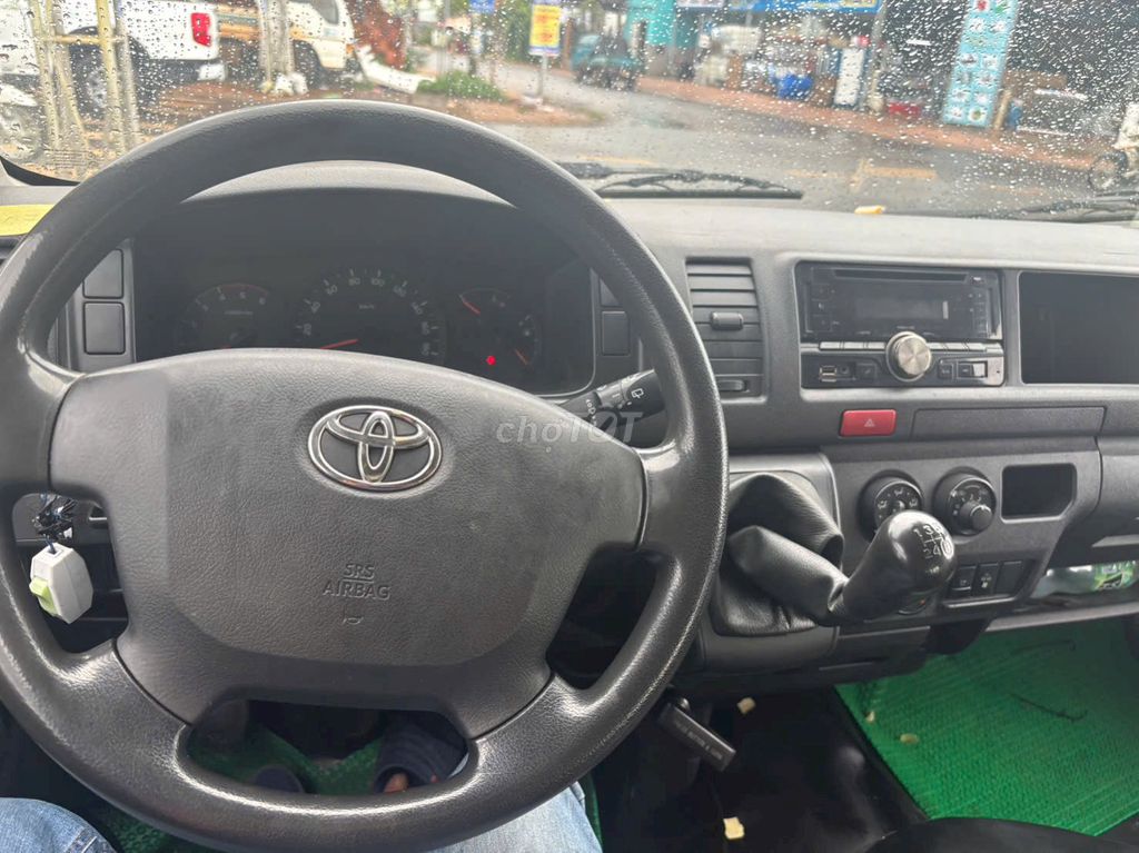 Toyota Hiace 2018  - 250000 km. Mua bán Ô tô tại Huyện Krông Năng Đắk Lắk được đăng bởi Văn Công hình 9