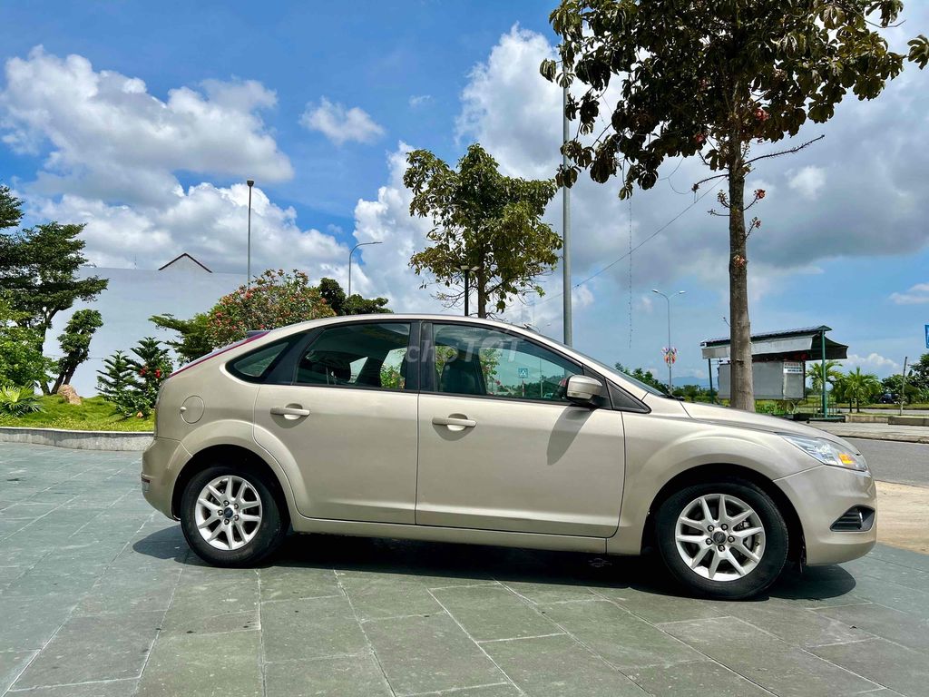 Ford Focus 2010 1 chủ từ mới. Mua bán Ô tô tại Quận Cẩm Lệ Đà Nẵng được đăng bởi Lương văn vỹ  hình 3