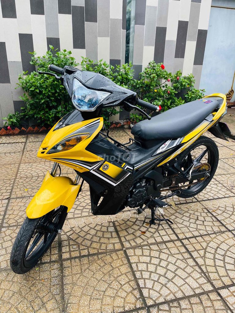 Yamaha Exciter 135 2010 желто-черный