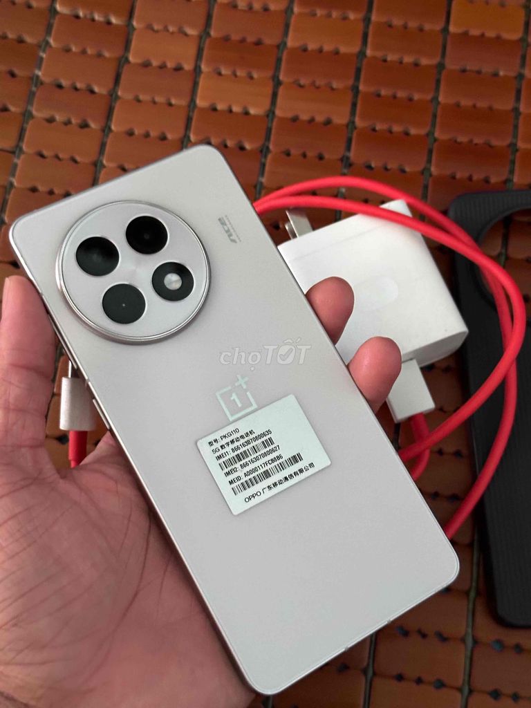 OnePlus Ace 5 ram 12/256 full zin keng cần bán. Mua bán Điện thoại tại Thành phố Thủ Dầu Một Bình Dương được đăng bởi Hoàng hải hình 1