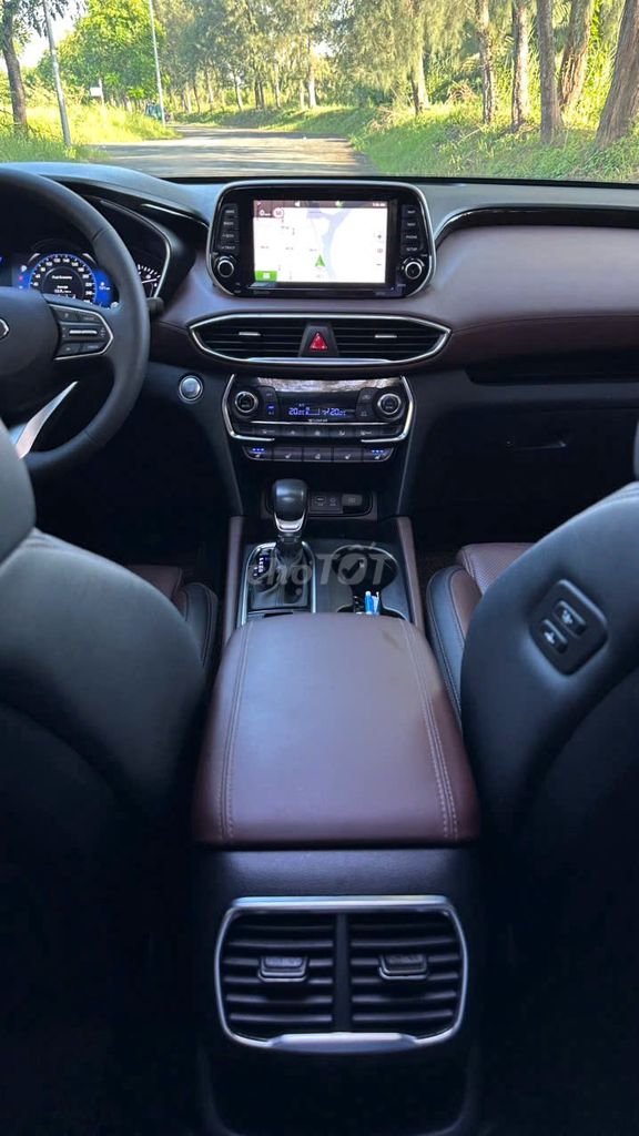 CHÍNH CHỦ:Hyundai Santa Fe 2019 Premium 2.4L HTRAC. Mua bán Ô tô tại Quận 6 Tp Hồ Chí Minh được đăng bởi Mr Phụng hình 6