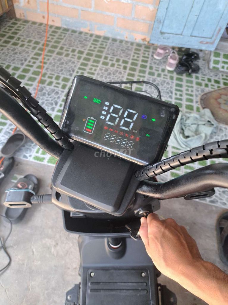 Xe đạp điện màu Đen bình yếu. Mua bán Xe điện tại Quận Ninh Kiều Cần Thơ được đăng bởi KO TIẾP TIN NHẮN hình 3