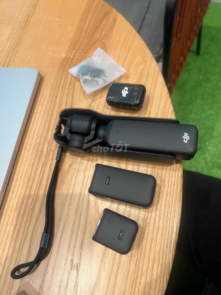 Bán Combo Pocket 3 mua ở Tokyo Bảo Hành đến T11. Mua bán Máy ảnh, Máy quay tại Huyện Nhà Bè Tp Hồ Chí Minh được đăng bởi Trương Hoàng Nhất Linh hình 1