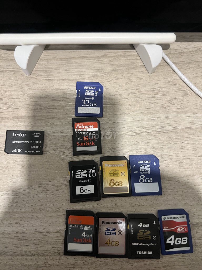 Thẻ nhớ máy ảnh các loại 4,8,16,32. Mua bán Phụ kiện (Màn hình, Chuột...) tại Quận 11 Tp Hồ Chí Minh được đăng bởi Đặng Minh Thuận hình 1