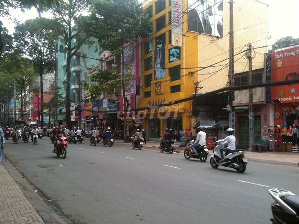 Siêu phẩm xuống giá (75m2) mặt tiền đường Nguyễn Trãi - 3 tầng nhà đẹp
