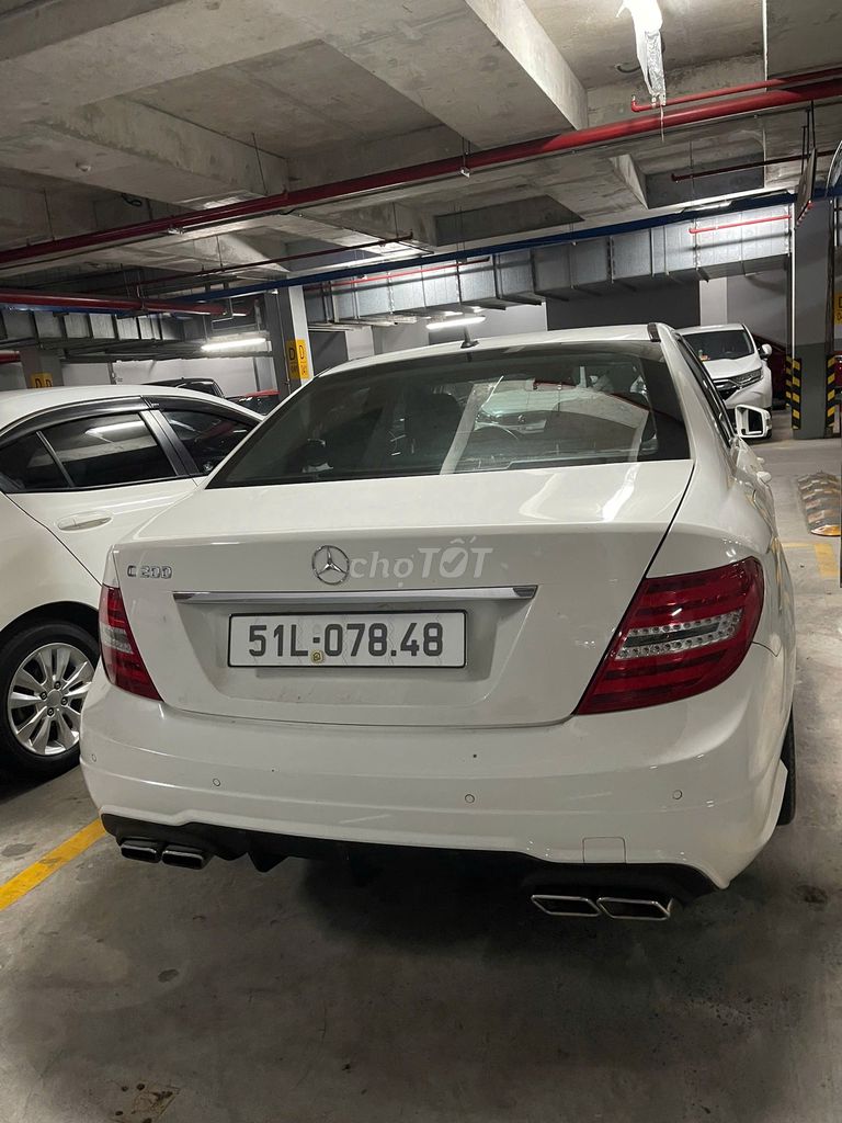 Mercedes Benz C Class 2012 C200 - 115000 km