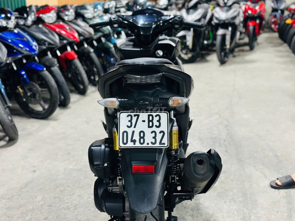 XE MÁYTHANH TÙNG_NVX 125 ĐEN NHÁM XE ĐẸP MÁY ZIN. Mua bán Xe máy tại Quận Nam Từ Liêm Hà Nội được đăng bởi THANH TÙNG hình 4