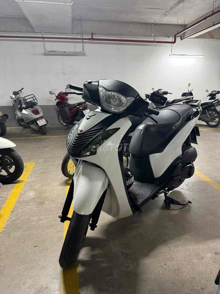 Хонда SH 125i 2016 с полным входом