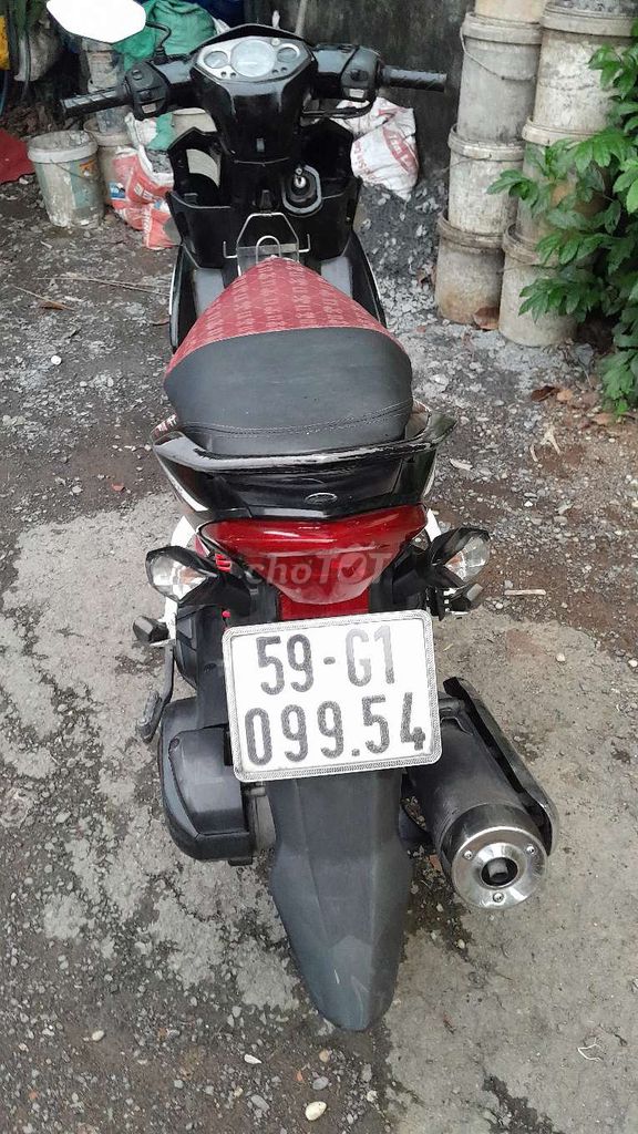 Yamaha Nouvo LX 135 Đen trắng đỏ. Mua bán Xe máy tại Quận Bình Tân Tp Hồ Chí Minh được đăng bởi Mai Trâm hình 4