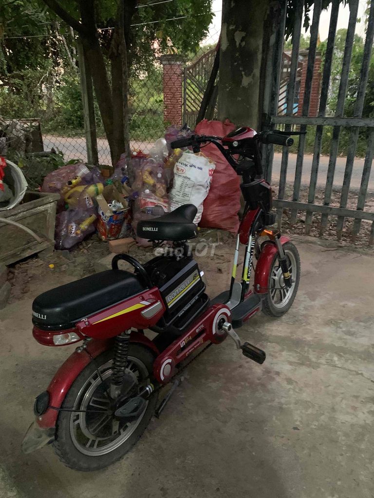 Xe đạp điện Bomelli màu Đỏ. Mua bán Xe điện tại Huyện Gò Dầu Tây Ninh được đăng bởi Khánh Thyy hình 4
