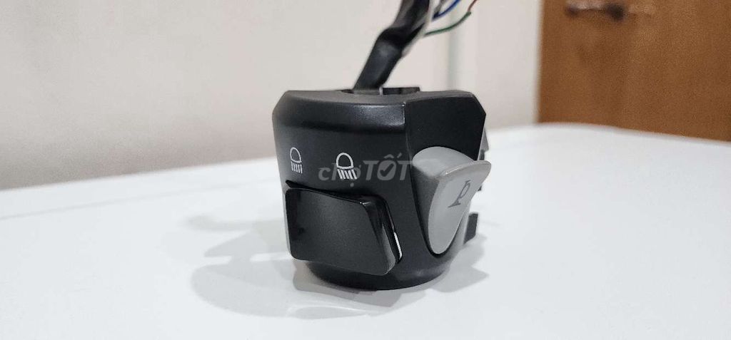 Cùm công tắc Honda Click 150i 2022. Mua bán Phụ tùng xe tại Huyện Thống Nhất Đồng Nai được đăng bởi Paul Tran hình 5